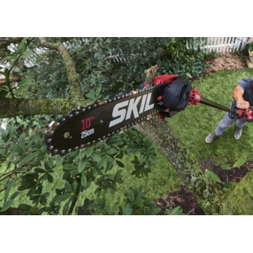 SKIL 40V kettingzaag telescopisch 0582CA brushless 25cm (zonder accu) SKIL 40V Kettingzaag Telescopisch 0582CA Brushless 25cm (zonder Accu) -Tuinartikelen Winkel 123 2033