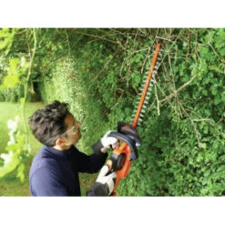 Black & Decker BLACK+DECKER 18V Heggenschaar GTC18504PC Incl. 4.0 Ah Accu -Tuinartikelen Winkel 123 2329