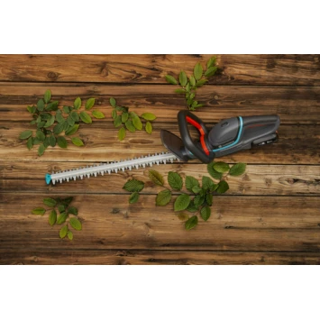 Gardena 18V heggenschaar ComfortCut 50cm incl. accu + lader Gardena 18V Heggenschaar ComfortCut 50cm Incl. Accu + Lader -Tuinartikelen Winkel 123 2334