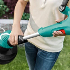Bosch Elektrische Trimmer ART 30 + 2 Spoelen - 550W 30cm -Tuinartikelen Winkel 123 2582