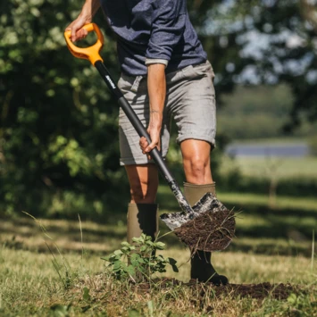 Fiskars Ergonomic tuinspade spits Fiskars Ergonomic Tuinspade Spits -Tuinartikelen Winkel 123 4185